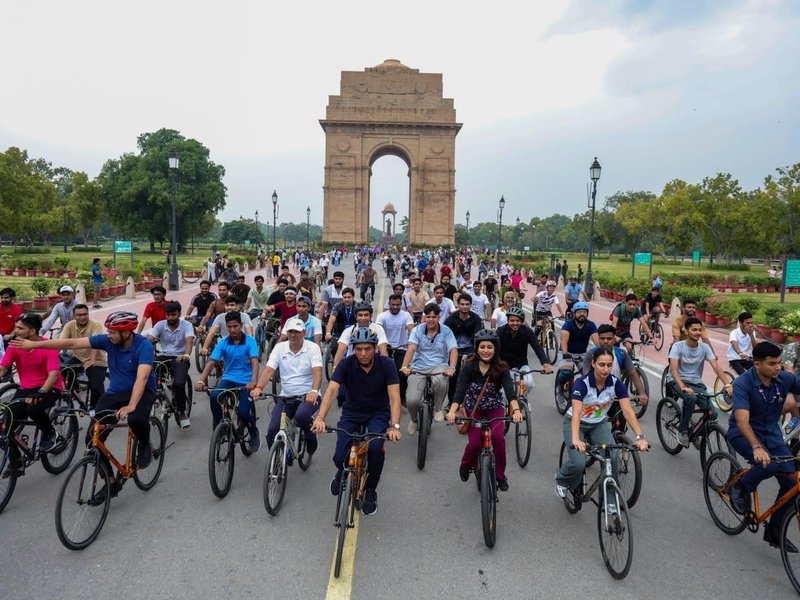 Sports Min Mandaviya urges nation to embrace cycling as Fit India Sundays on Cycle reaches 15k locations