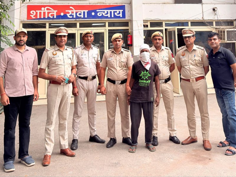 Delhi: Woman killed in cold blood in Seelampur, absconding husband nabbed from Moradabad