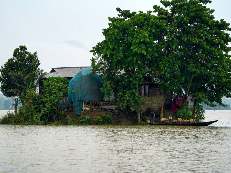 Assam flood situation remains grim; over 57,000 people affected, one dies