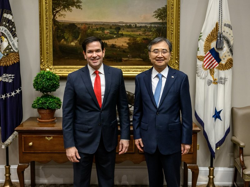 South Korean, US FMs meet on sidelines of ASEAN meetings amid pending alliance issues