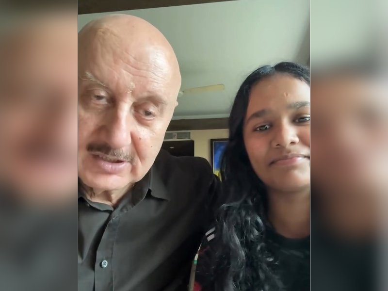 Anupam Kher gifts a special surprise to Satish Kaushik’s daughter Vanshika on her birthday
