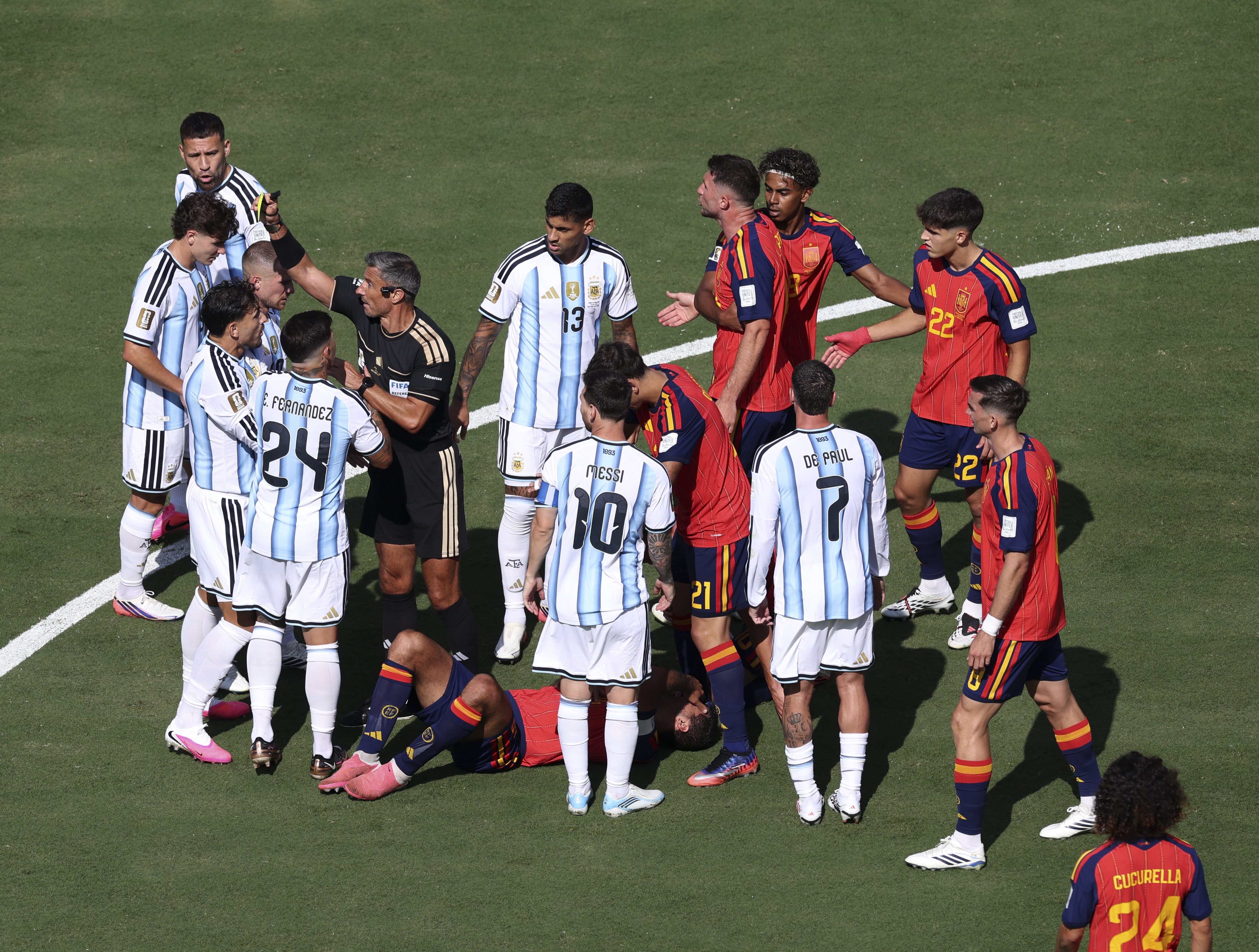 Don't suspend Paredes for World Cup final fracas, says Spain midfielder Gavi