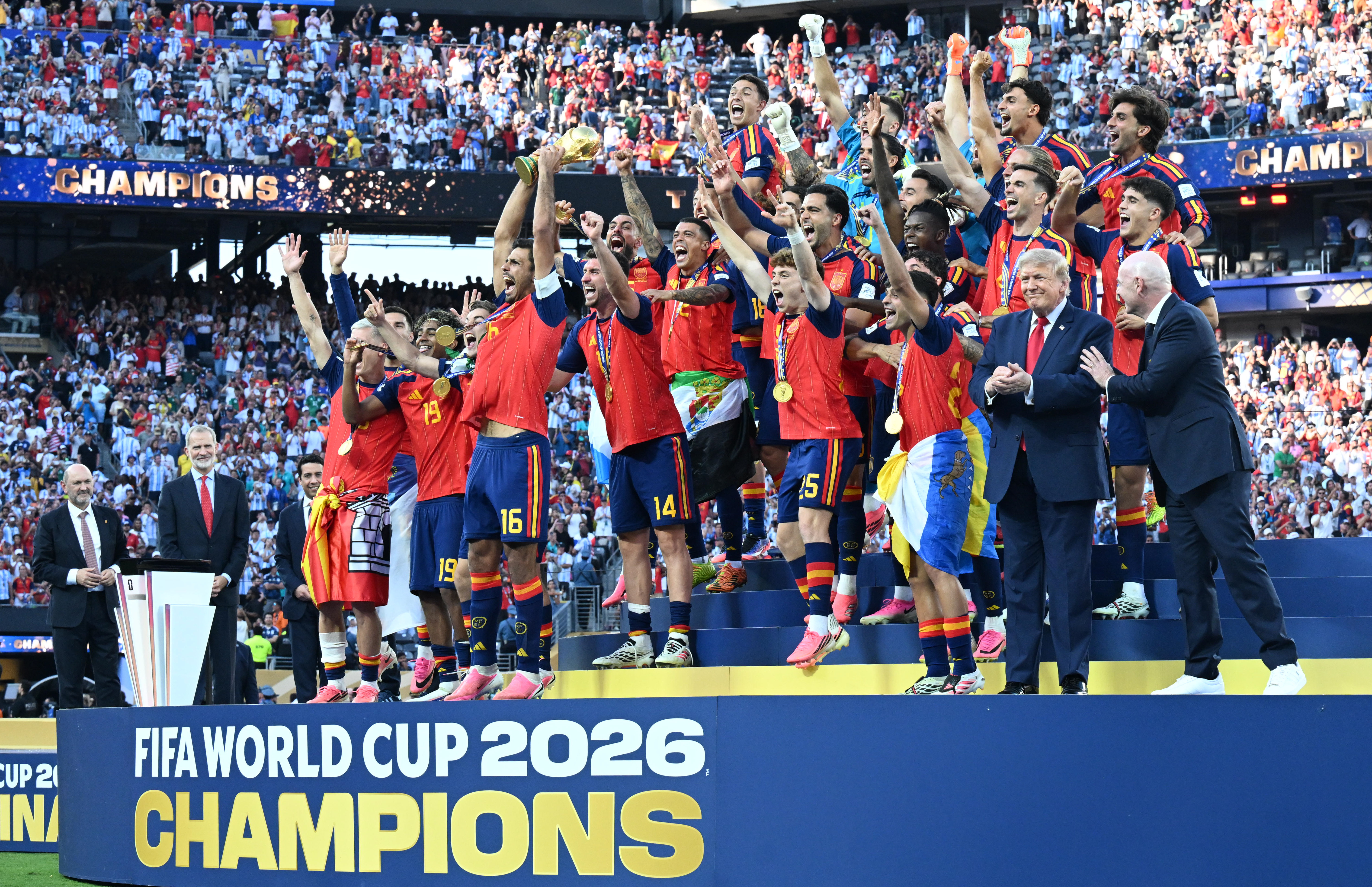 Trump and Infantino booed during FIFA World Cup final trophy ceremony