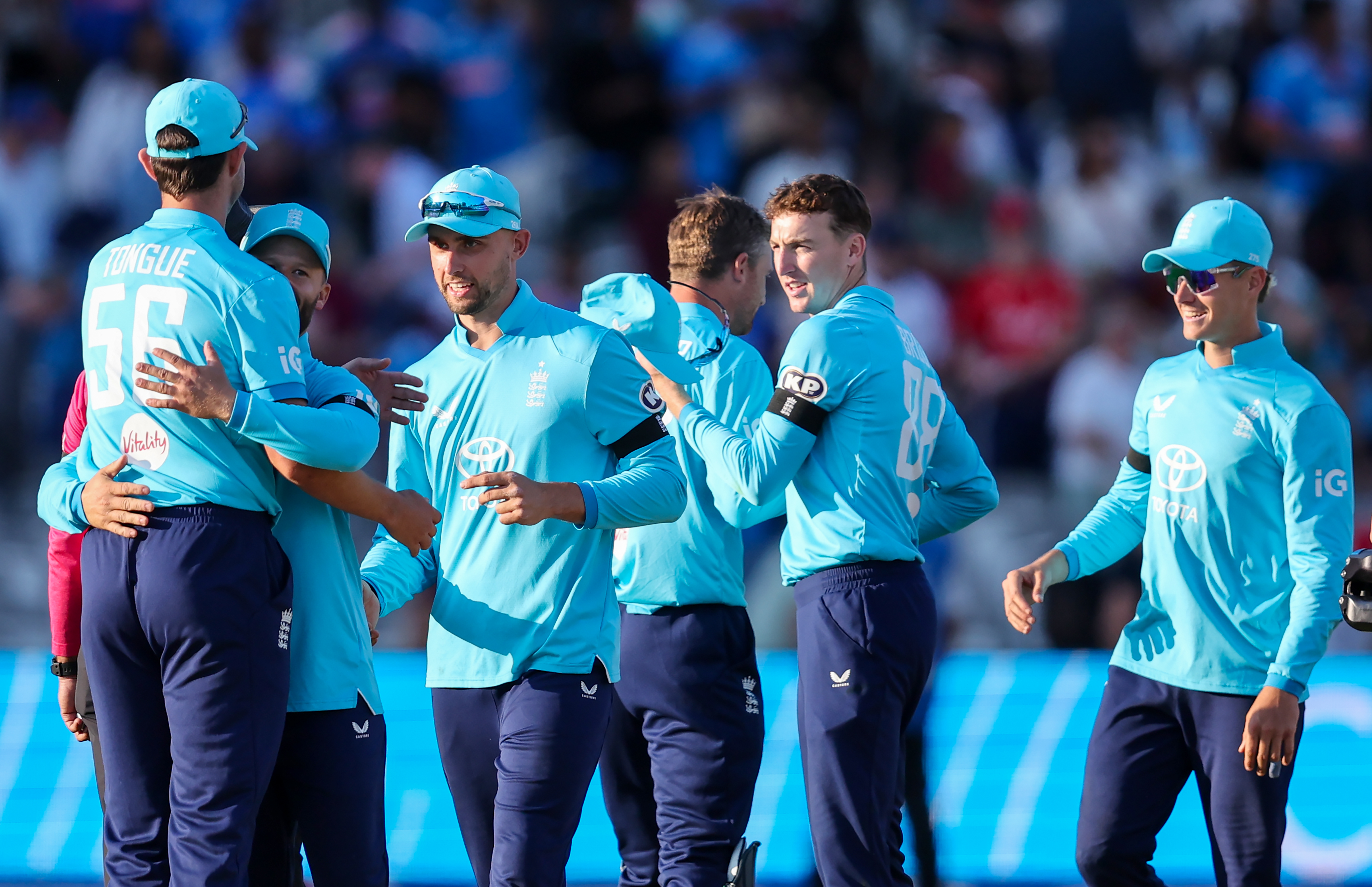 3rd ODI: Duckett's 141 edges Rohit's 138 as England beat India by 27 runs, win series 2-1 (Ld)