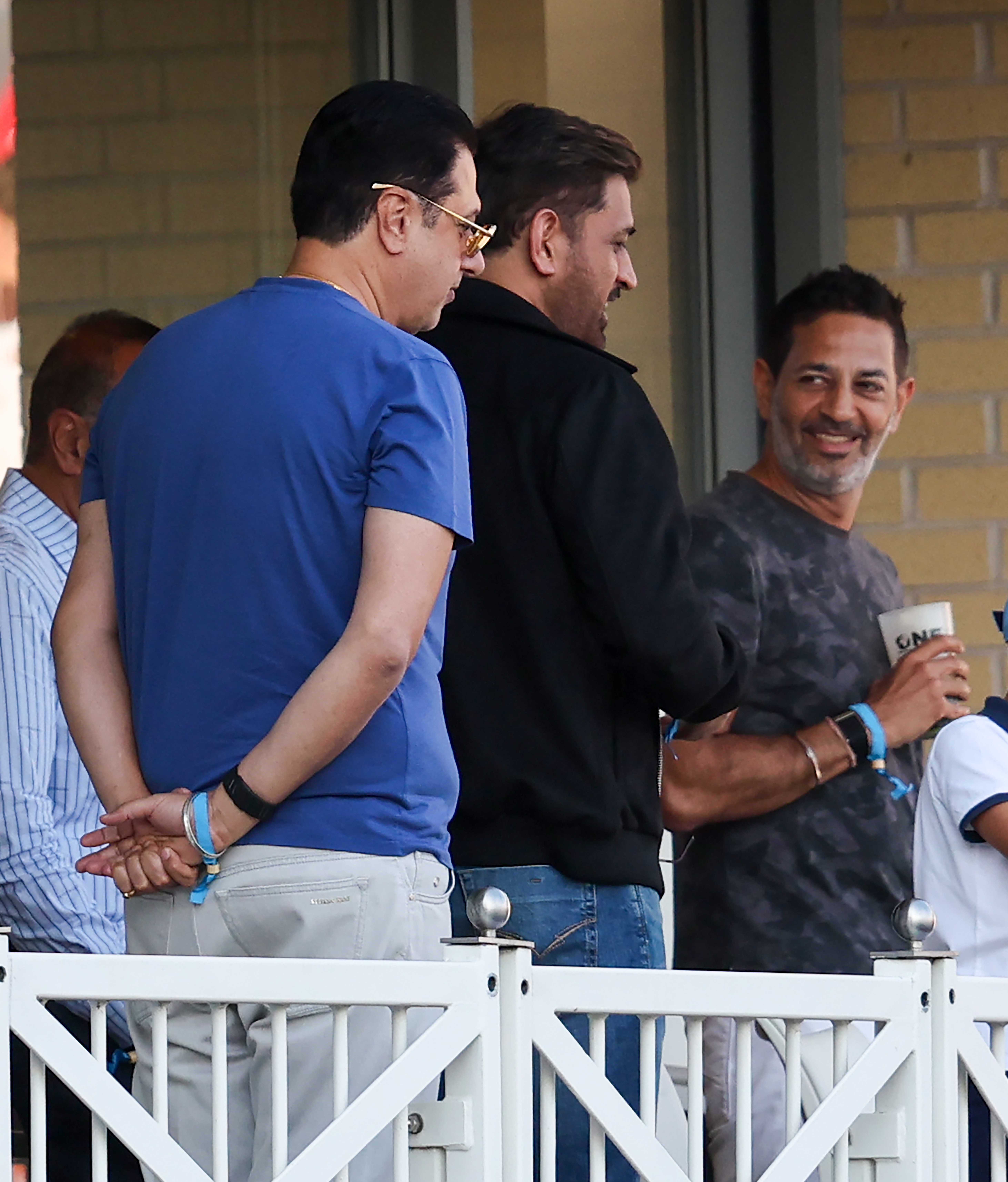 3rd ODI: MS Dhoni, bollywood stars and cricket legends grace India-England series decider