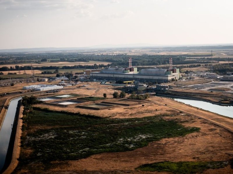 Hungary faces 'most critical 5 days' as drought threatens nuclear plant shutdown