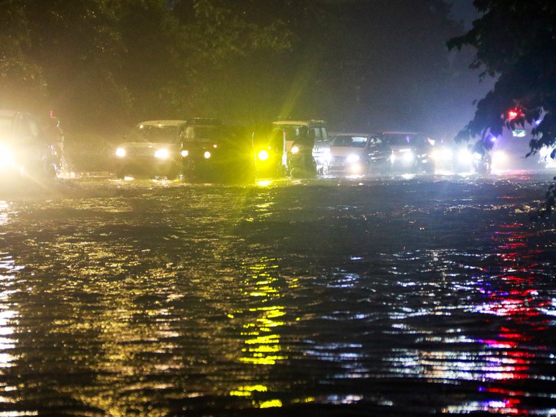 Rain havoc across Delhi-NCR, waterlogging chokes key roads (Lead)