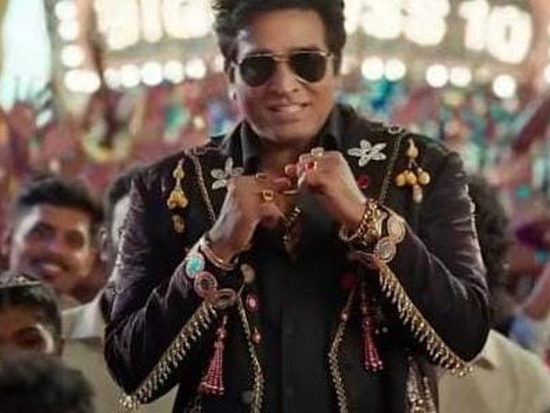 Vijay Sethupathi flaunts a new avatar in the latest promo of 'Bigg Boss Tamil season 10'