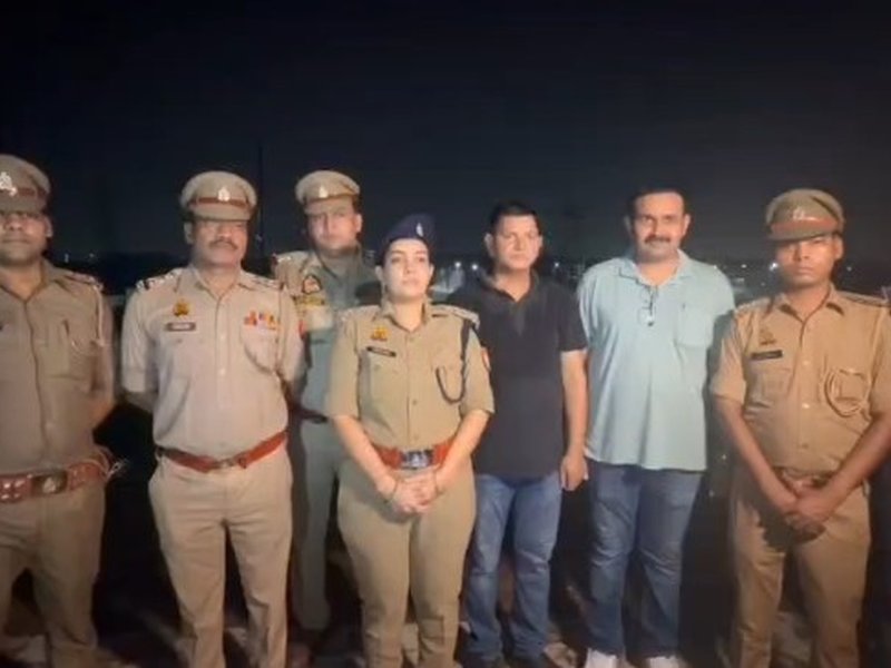 UP Police arrest 3 drug smugglers in Ghaziabad, seize 21 kg marijuana