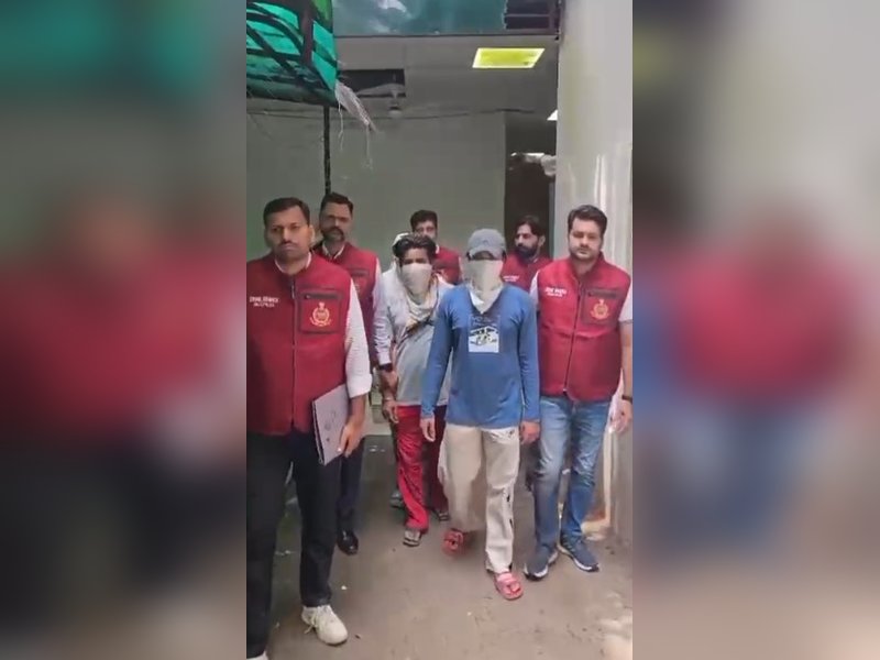 Delhi Crime Branch busts Chinese manjha racket; three arrested, 1,398 reels seized