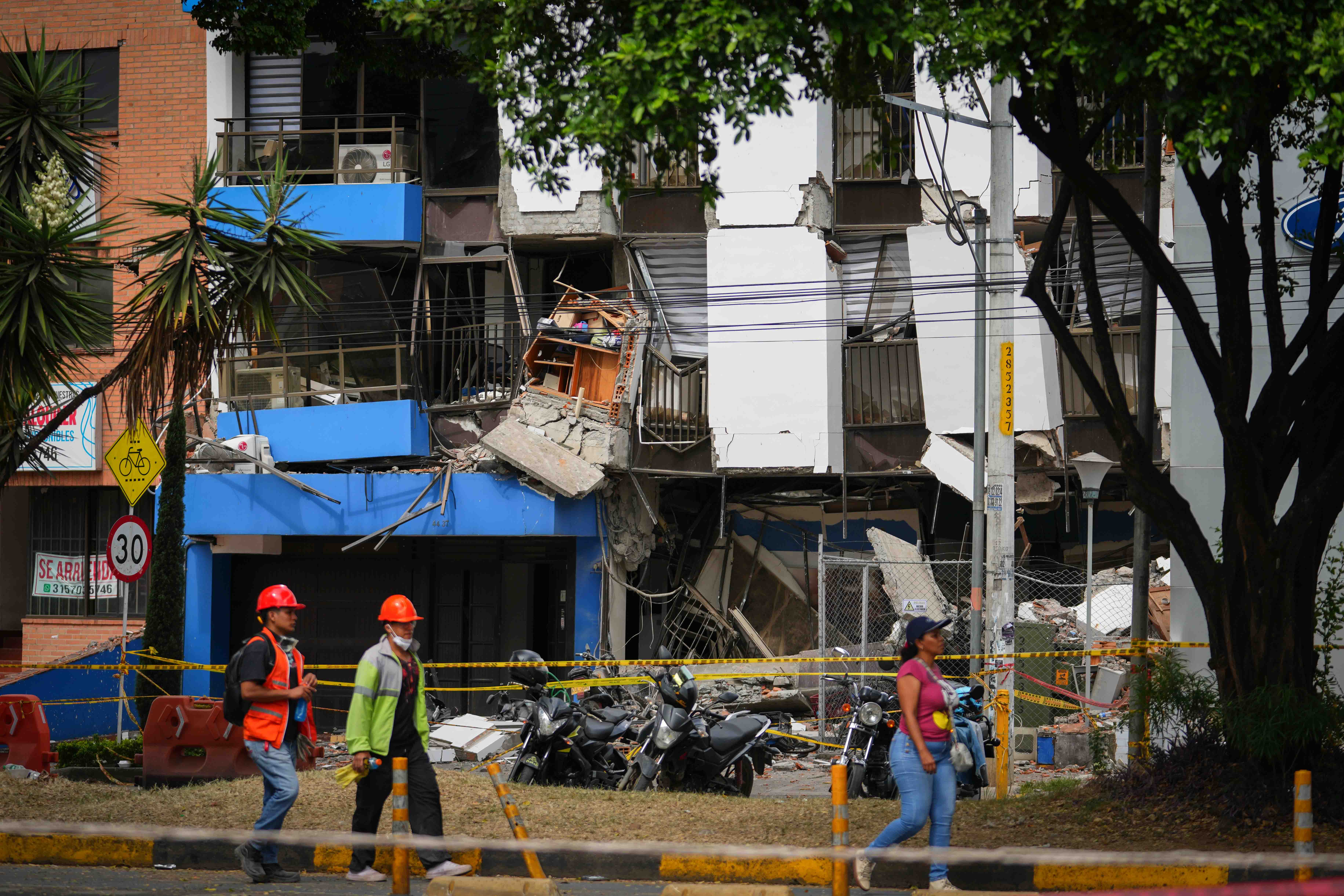 Colombia quake death toll rises to 273