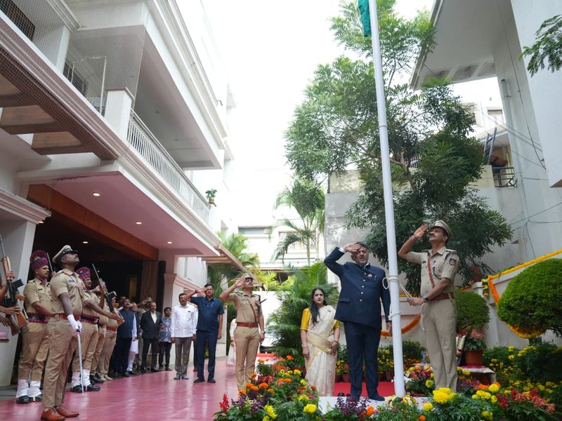 Karnataka CM Shivakumar extends I-Day greetings, vows inclusive development