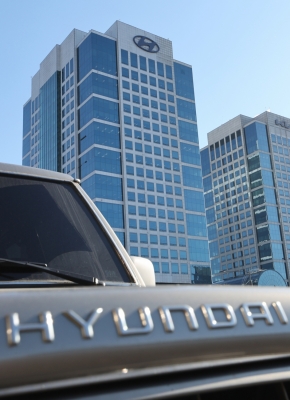 Hyundai Motor workers to stage partial strikes again amid wage dispute