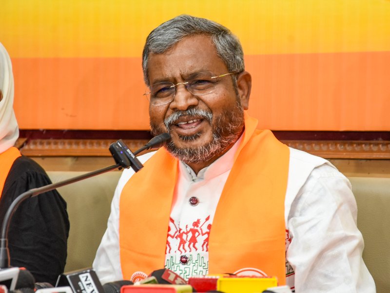 Jharkhand: LoP Babulal Marandi writes to CM Hemant Soren, demands CBI probe into exam irregularities