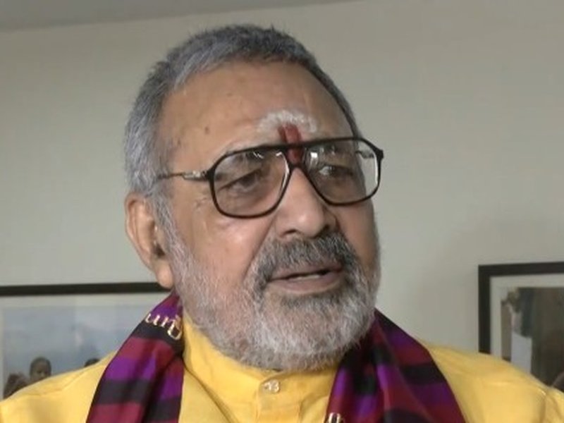 Mani Shankar welcomes CWC resolution on Vande Mataram, Giriraj Singh takes ‘puppet’ jibe
