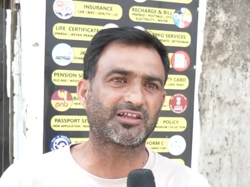 Kashmiri Pandits across India express concern, seek protection over fresh threats to employees in Valley (Lead)