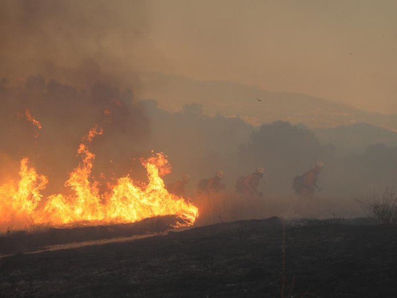 Wildfire in western US' Nevada destroys dozens of homes, injures 7