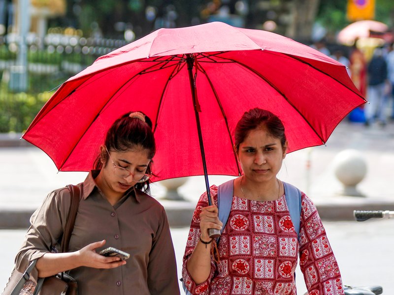 Delhi-NCR to remain hot, with hazy sunshine; rain alert issued for 21 states