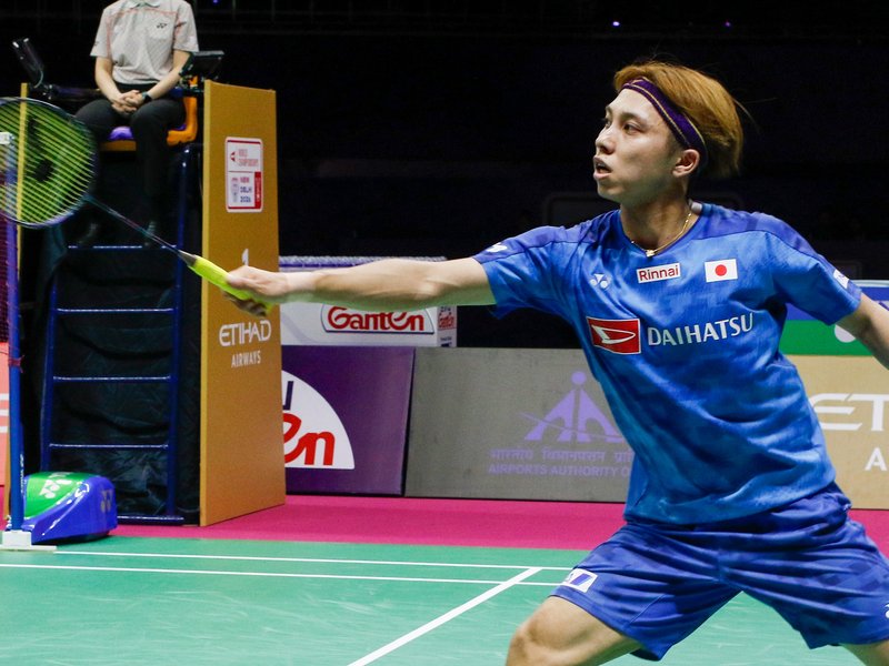 Naraoka beats Li Shifeng to reach the last 16 at badminton China Masters