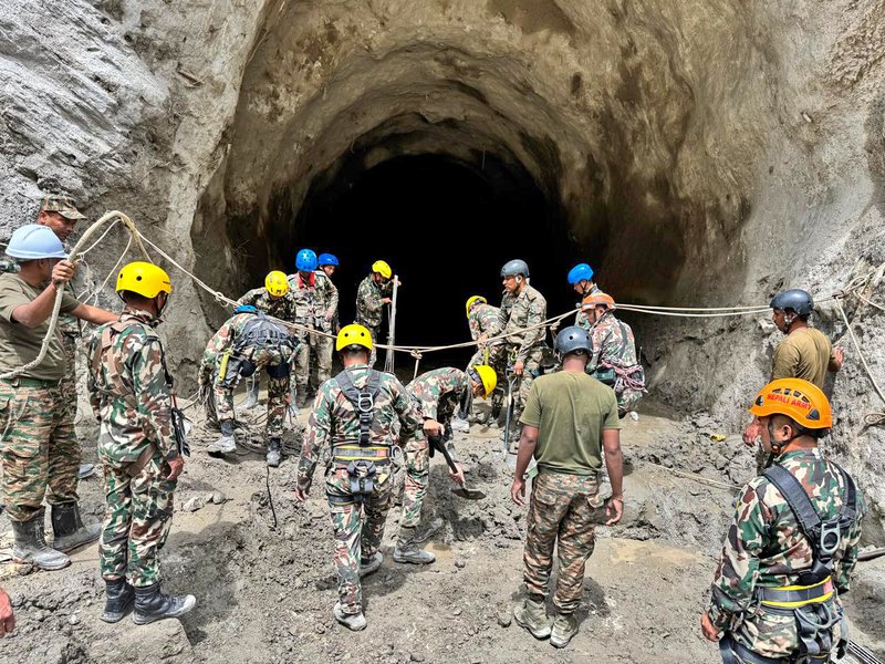 Nepal flash floods: Death toll climbs to 1,344; search intensifies for 4,886 missing