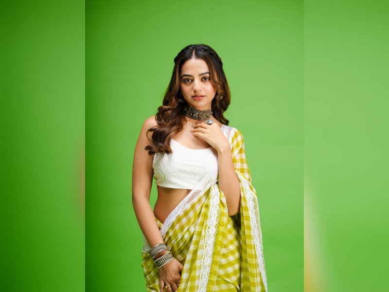 Helly Shah says she saw herself evolve as artiste while working on ‘Chumbak’
