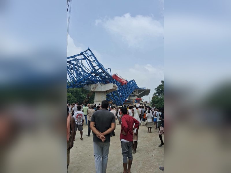 Under-construction bridge launcher crashes in Bihar, rescue efforts underway