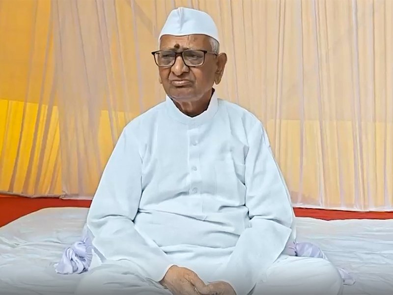 'Want to serve people as long as I'm alive': Anna Hazare discharged from Bombay hospital