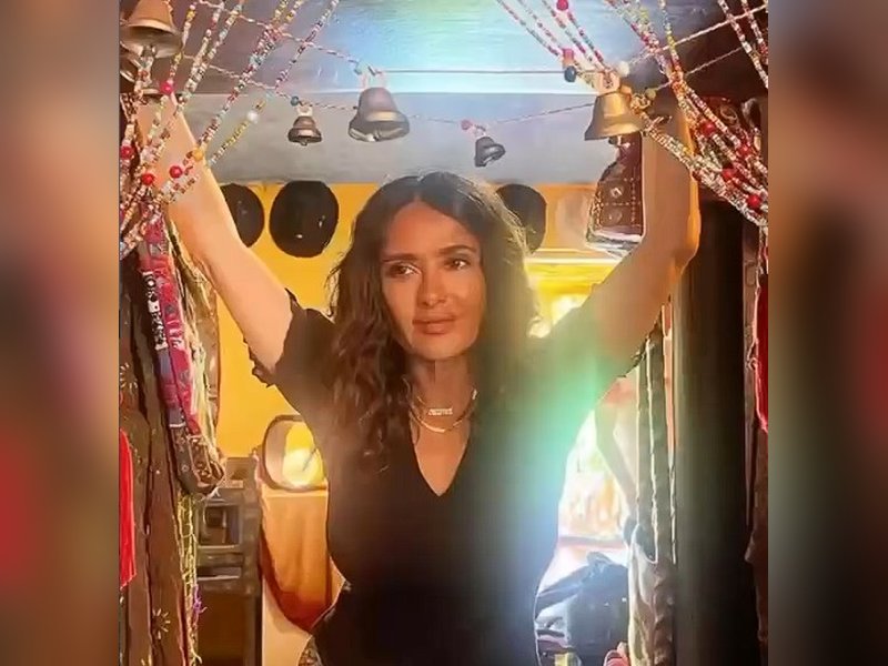 Salma Hayek: Wouldn’t change being Mexican for anything in the world