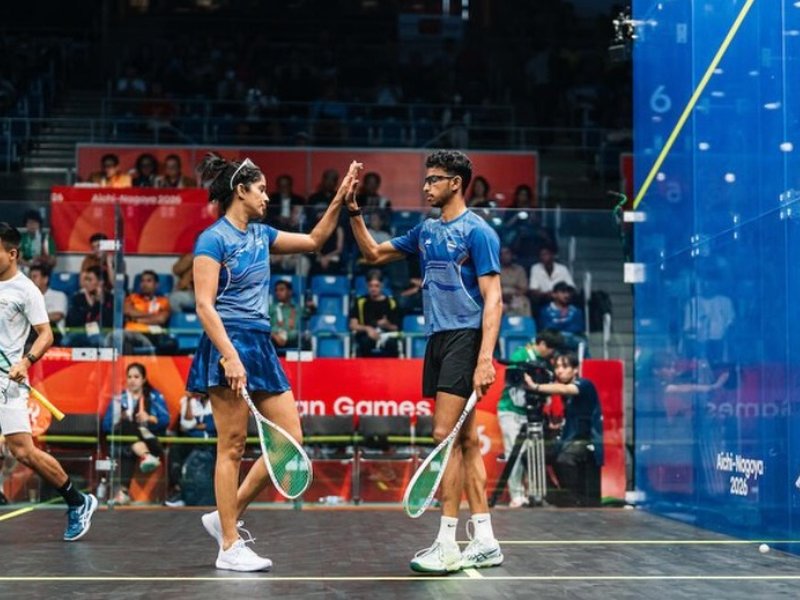 Asian Games: Joshana-Velavan enter squash mixed doubles SF, assure medal