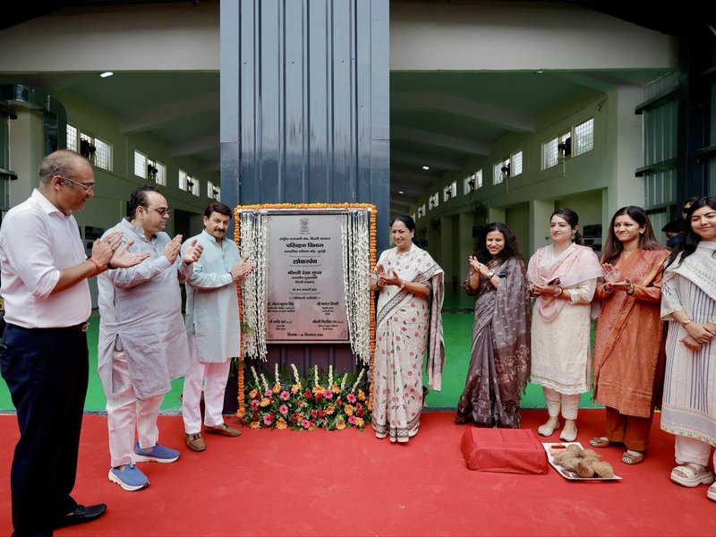 Delhi CM inaugurates vehicle fitness testing station in Burari