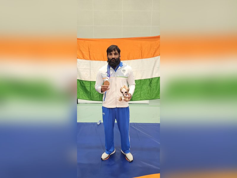 Asian Games: President Murmu congratulates Kapil Pokhariya, Sunil Kumar on bronze medals