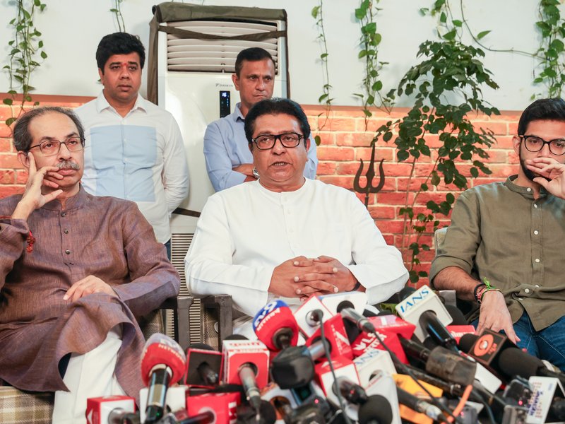 Thackeray brothers to lead grand Mumbai march today to protest against ECI