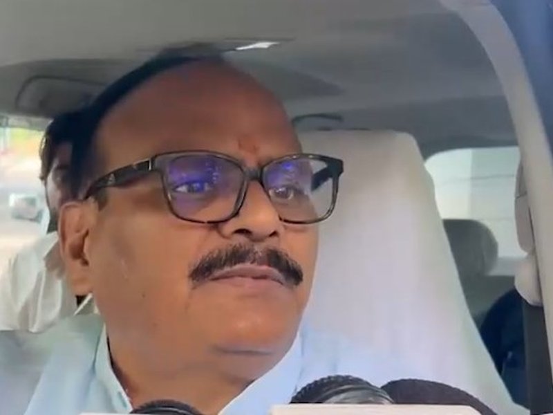 UP Dy CM Brajesh Pathak attacks Akhilesh Yadav, says people have not forgotten Samajwadi Party's past