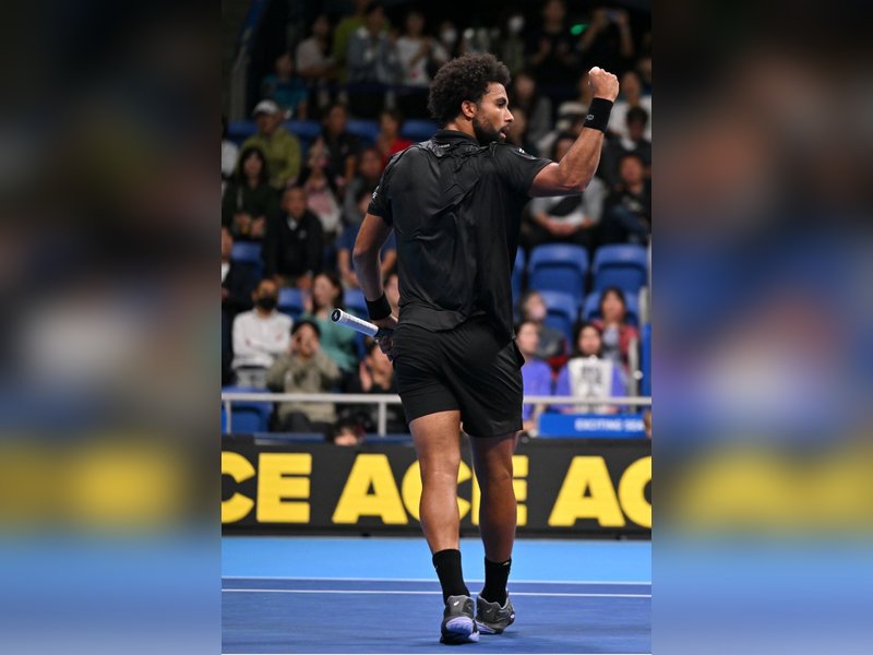 Vacherot stages another comeback to stun Fils, reaches Tokyo SF