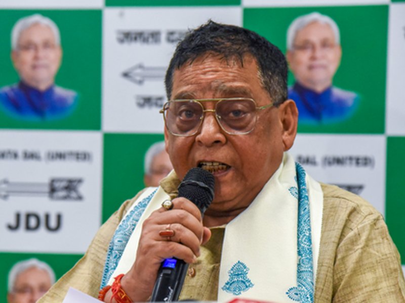 Neeraj Kumar files Patna Graduates’ MLC nomination; Lalan Singh seeks to defuse JD-U rift