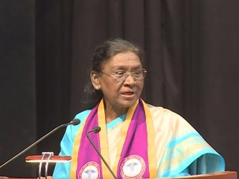 President Murmu honours first batch doctors of AIIMS Bilaspur (Lead)