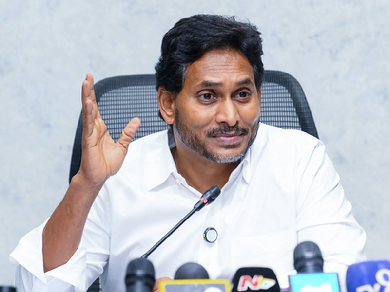 Andhra: Jagan reviews YSRCP’s preparedness for local body polls