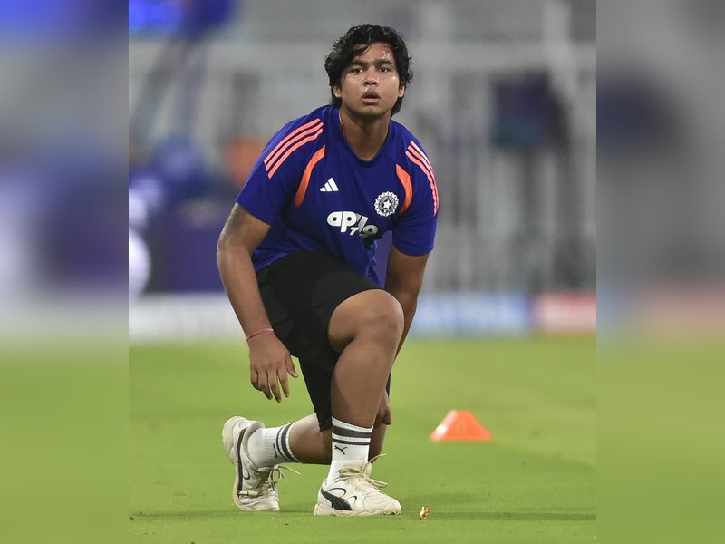 'Sooryavanshi will have to wait': Nayar backs Samson, explains India’s selection dilemma