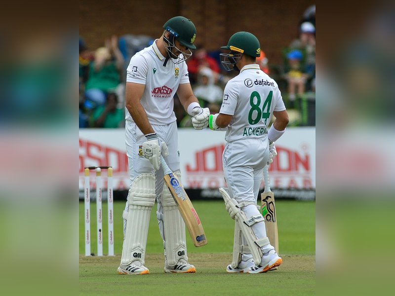 Boland strikes twice on return before rain brings early end to day one of second Test