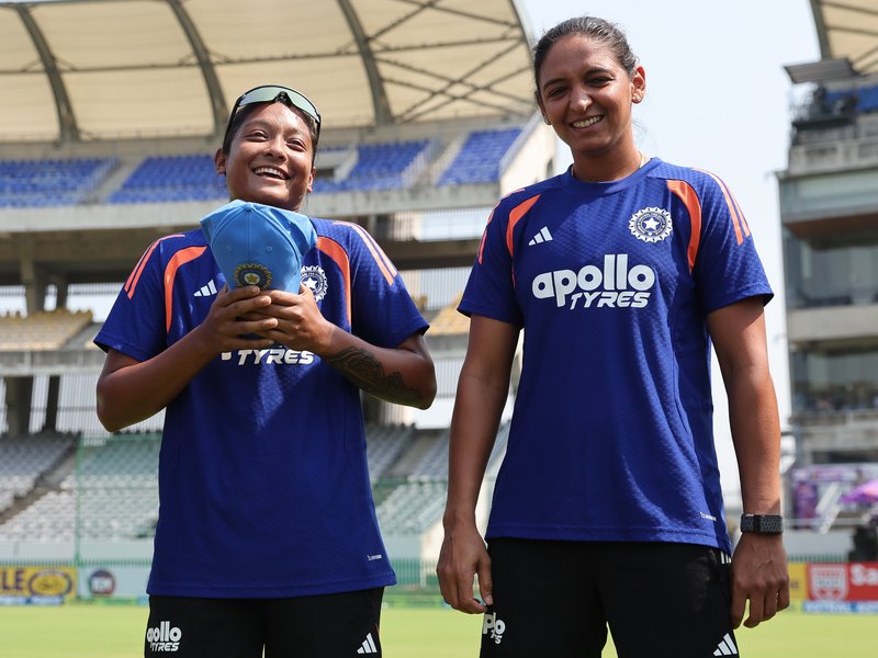 1st ODI: Jintimani Kalita handed debut as Zimbabwe ask India to bowl