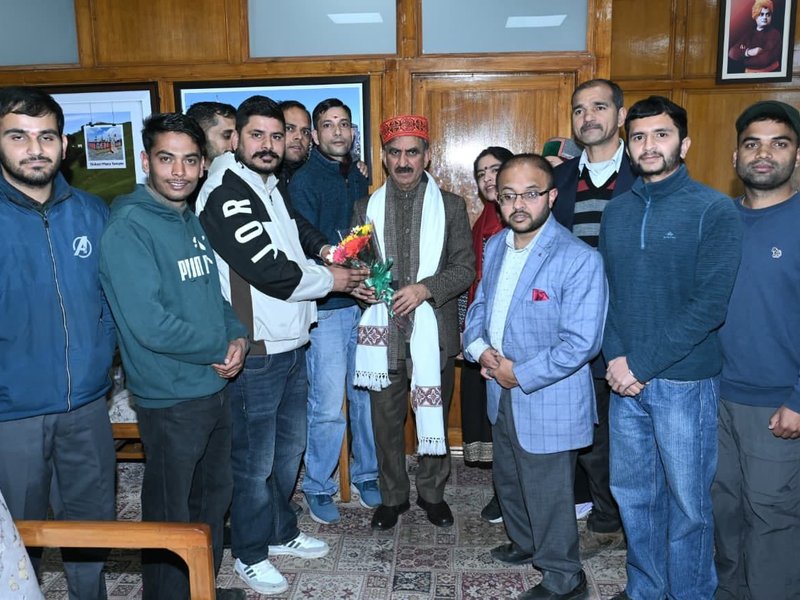 Himachal CM announces 5 pc hike in DA for employees, pensioners