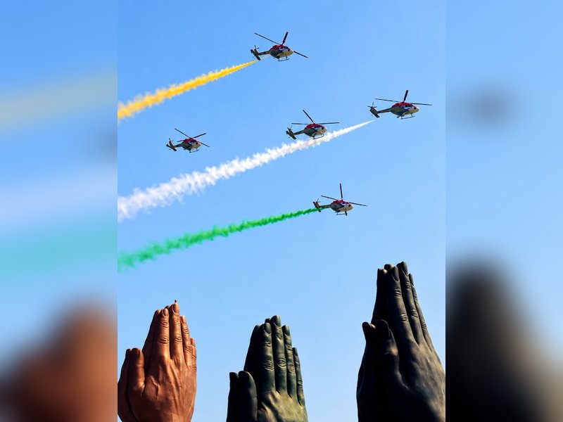 CM Yogi welcomes PM Modi, Rajnath Singh to Varanasi for 'Wings over Ganges' air show