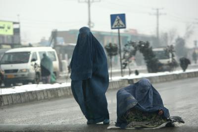 Curbs on female aid workers continue to hamper humanitarian access in Afghanistan: UN