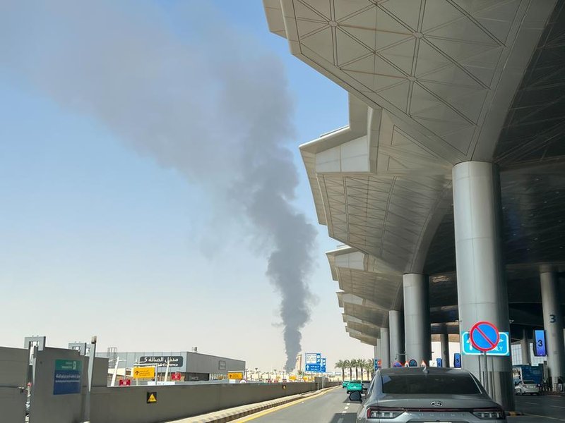 Riyadh airport partially reopens as Houthis, Saudi-led coalition continue exchanging attacks